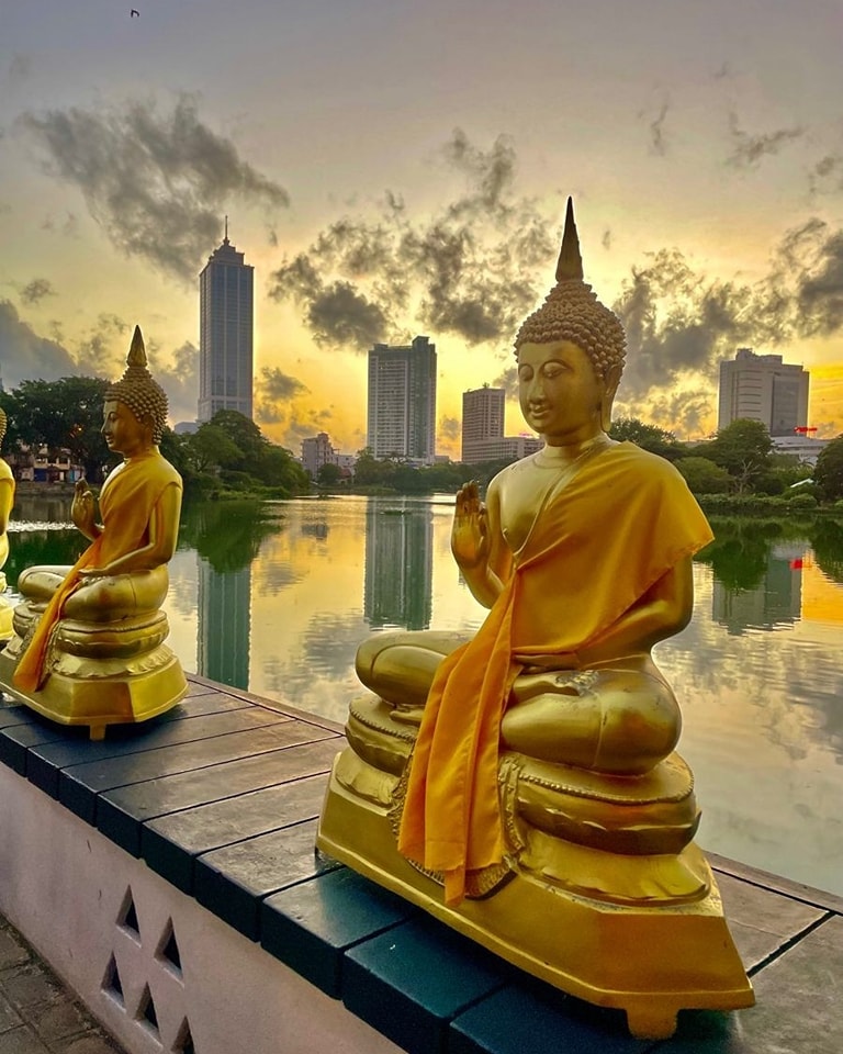 View of two golden Buddha Statues